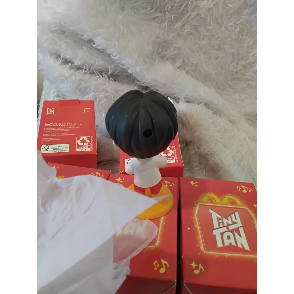 McDonalds Happy Meal TinyTAN BTS Figure Worldwide Cutie 2024 Collect bundle of 5